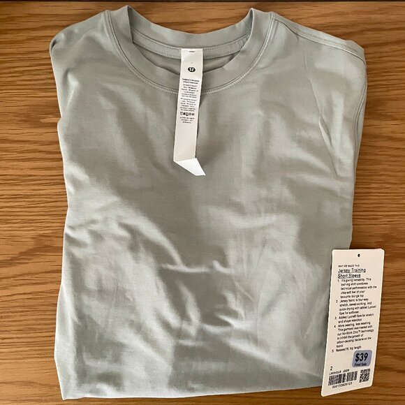 Lululemon Jersey Training Short-Sleeve Shirt - Picture 2 of 4